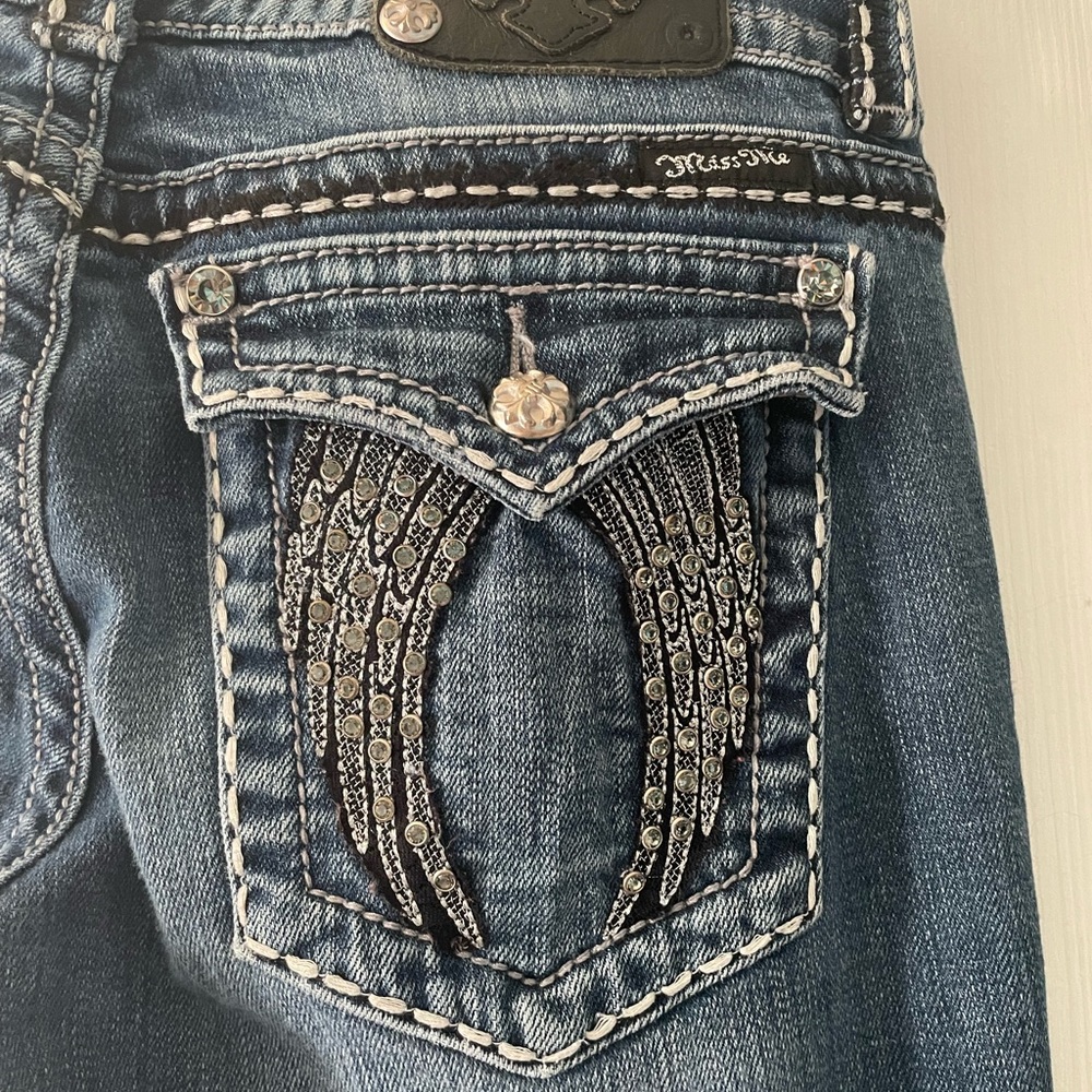 Miss Me bootcut angel wing bling pocket Sz 30